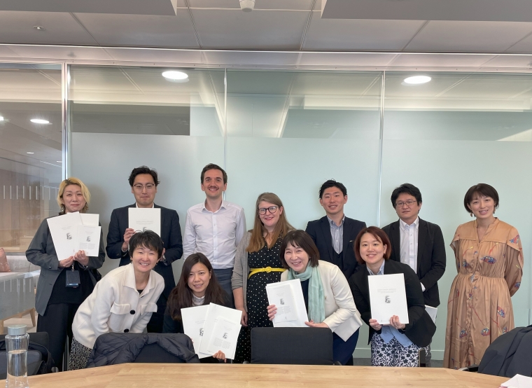 A group photo of ASKNET delegates from Japan meeting Gatsby staff in their London office